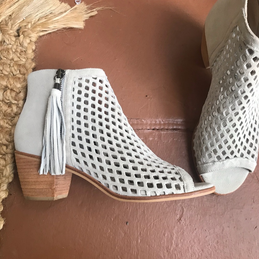 Ladies heels